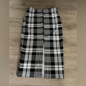 SHEIN Black/White Checkered Plaid Skirt